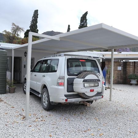 River Bend Guesthouses Graaff-Reinet エクステリア 写真