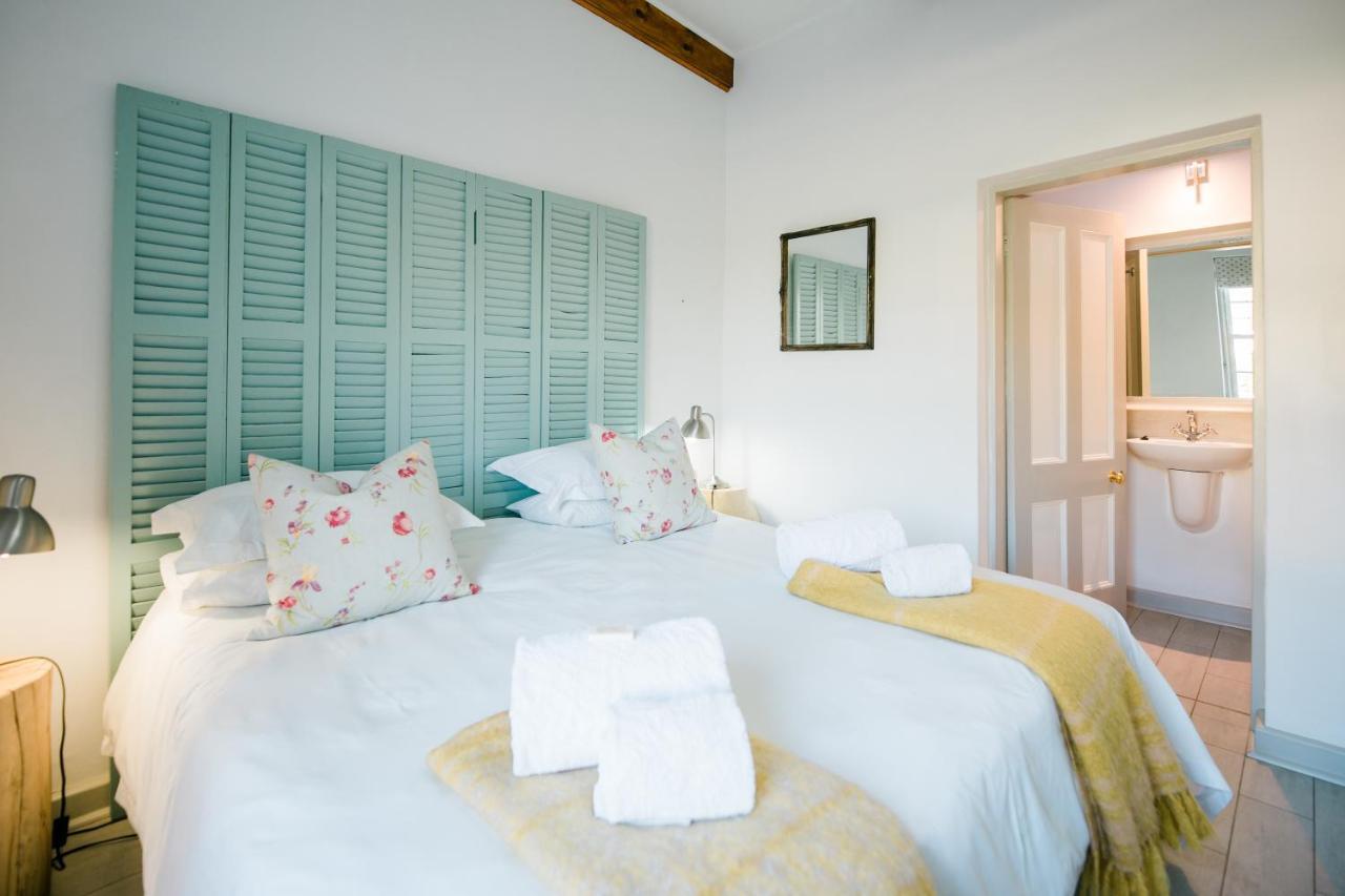 River Bend Guesthouses Graaff-Reinet エクステリア 写真