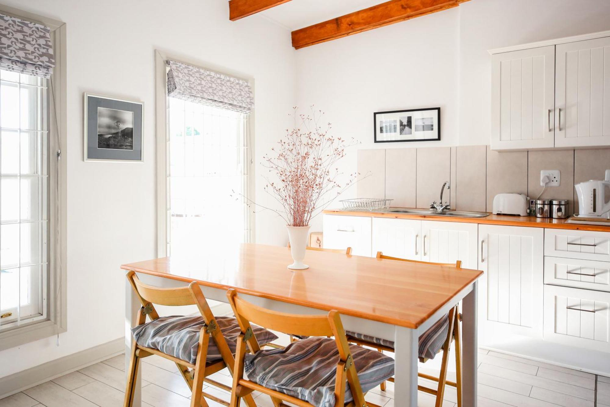 River Bend Guesthouses Graaff-Reinet エクステリア 写真