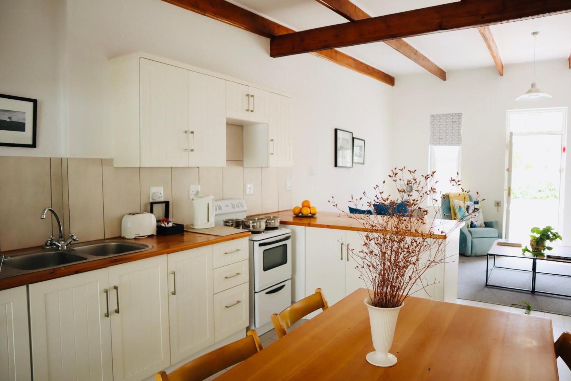 River Bend Guesthouses Graaff-Reinet エクステリア 写真